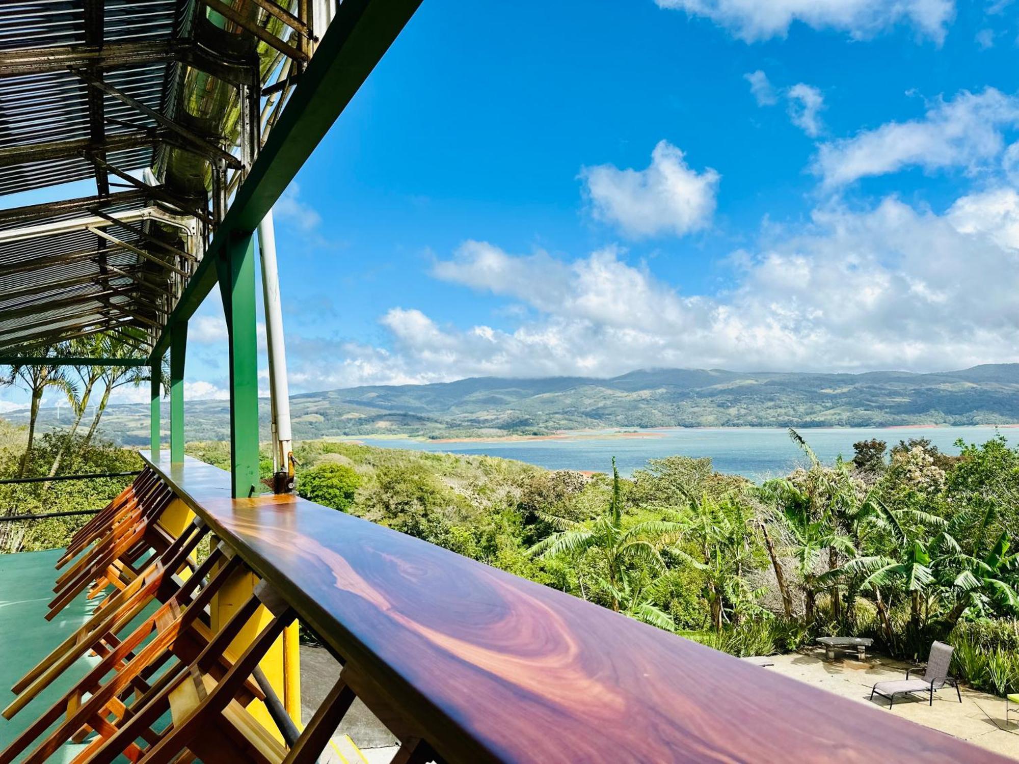 Lake Arenal Brewery & Hotel Tilarán Buitenkant foto